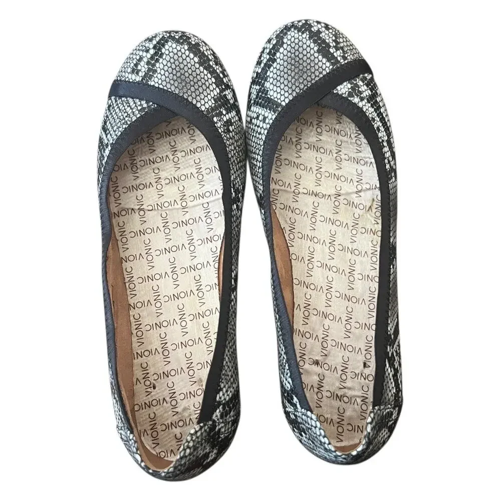 Vionic Caroll Leather Snake Print Slip On Flats Size 6.5